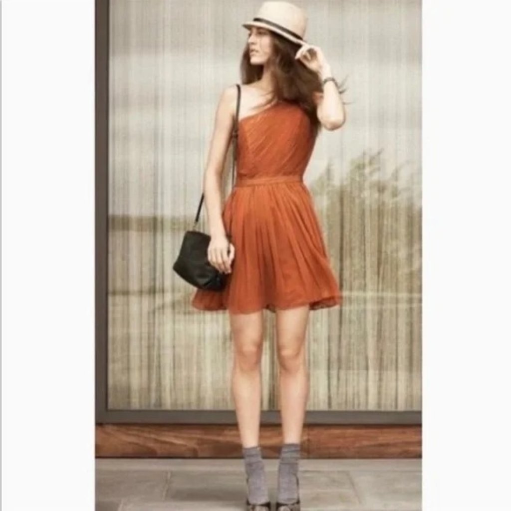 Club Monaco Frida Dress Burnt Orange Copper One Shoulder Chiffon Size 4